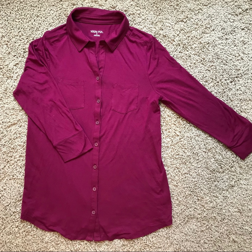 Beautiful wine-colored knit blouse